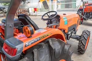 Tracteur agricole Kubota L5228DT 52 CV, moteur diesel, haute performance, durable, efficace pour le travail sur le terrain - Product Image 2