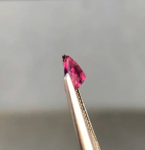 Tourmaline rubellite naturelle en forme de cœur, pierre précieuse rose-rouge pour la création de bijoux fins - Product Image 5
