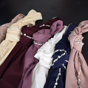 Wholesale Women Hijab Muslim Plain <b>Shawls</b> Ladies High Quality Pearl <b>Shawl</b> <b>Wraps</b> Rhinestone Headscarf Chiffon Hijab Scarf - Product Image 3