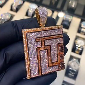 จี้ฮิปฮอปหรูหราประดับเพชรโมอิสซาไนต์เคลือบทองคำสีกุหลาบ ดีไซน์ตัวอักษรแบบกำหนดเอง ระดับความเงางาม VVS เครื่องประดับโดดเด่น - Product Image 3