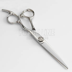 Tijeras de Peluquería en Oferta Online 2026, Tijeras de Acero Afiladas, Tijeras de Peluquería de Fácil Agarre - Product Image 2