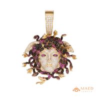Pendentif Méduse en Or 18 carats serti de pierres – Moissanite VVS / Collier Tête de Méduse Bijoux Hip-Hop Pièce de luxe personnalisée tendance hip-hop