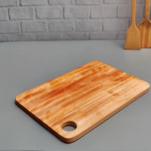 Planche à découper et à hacher en bois écologique multi-usages pour tomates, oignons, pommes de terre, carottes, ail - Forme rectangulaire, passe au lave-vaisselle - Product Image 1