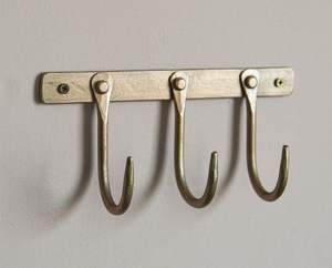 Crochets suspendus vintage en forme d'avion ou en bois naturel pour les chambres - Product Image 1