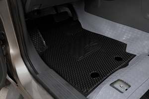 Tapis de sol de voiture en PVC de qualité supérieure KATA PRO avec bords thermosoudés, imperméables, à motif de points circulaires, OEM ODM - Product Image 1