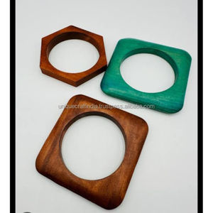 Brazaletes de madera con bordes curvos planos hechos a mano, diseño minimalista moderno, pulsera de moda de tamaño estándar para mujer - Product Image 6