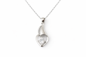 Collar de plata de ley 925 con colgante de corazón y circonita cúbica para mujer - Product Image 3