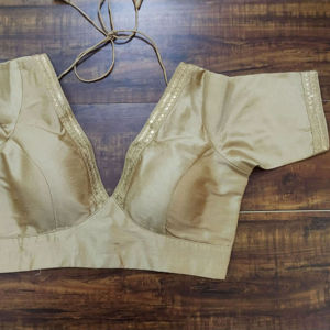 Chemisier court élégant beige 100 % polyester tissé respirant anti-plis coupe classique col en V manches courtes pour mariage automne/hiver - Product Image 1