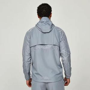 Conjunto Deportivo para Hombre, Chaqueta Cortavientos Ligera y Ecológica de Poliéster/Nailon con Capucha y Pantalones Cortos de Secado Rápido para Correr - Product Image 2