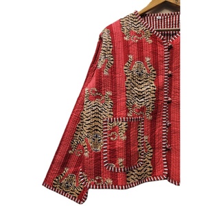 Chaqueta de Mujer Hecha a Mano en India, Acolchada de Algodón, de Alta Calidad, con Estampado de Leopardo, Reversible, Ecológica, Nuevo Estilo - Product Image 2