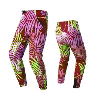 ชุดมอเตอร์ครอสสำหรับผู้ใหญ่แบบขายส่ง ออกแบบเองได้ ชุดแข่งรถมอเตอร์ไซค์พร้อมกางเกงและเสื้อเจอร์ซีย์ ชุดแข่งรถแบบกำหนดเองสำหรับขี่มอเตอร์ไซค์วิบาก - Product Image 4