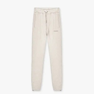 Ensemble de survêtement rouge à capuche pour homme, coupe décontractée, short en coton avec poches latérales, idéal pour le printemps - Product Image 2