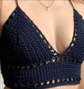 Novedad: Top de bikini de ganchillo hecho a mano con cuello halter, sujetador de encaje, top corto de playa transpirable con logo en la cintura, ideal para resorts. - Product Image 3