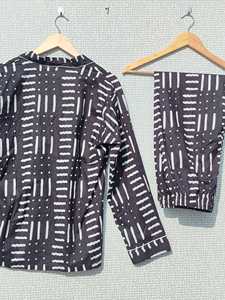 Conjunto de Pijama de Algodón con Estampado Artesanal: Ropa de Dormir Ligera para Mujer - Product Image 5