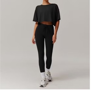 Leggings de compression personnalisables taille haute pour yoga et entraînement, en Spandex/Nylon/Coton, respirants, séchage rapide, longueur cheville, effet push-up fessier, vente en gros - Product Image 5