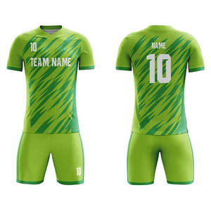 Conjunto de Camiseta de Fútbol Verde para Hombre, Manga Corta, Cuello Redondo, Sublimada, con el Número 10 - Product Image 4