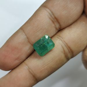 Émeraude octogonale verte de 5,60 carats provenant de Zambie, pierre précieuse brute, rapport Ratti 6,25 - Product Image 1