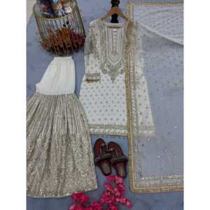 Ensemble Plazzo & Dupatta pour femmes de créateur Top lourd en fausse georgette Look élégant de tenue de soirée - Product Image 2