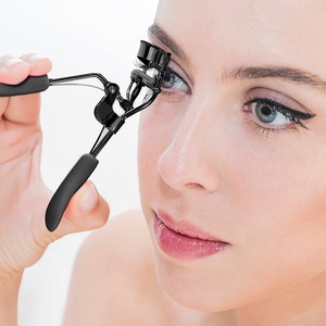 Recourbe-cils professionnel noir pour un lifting des cils en douceur et une application de maquillage de beauté professionnelle - Product Image 3