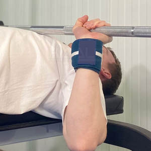 Muñequera de alta resistencia con correa ajustable para levantamiento de pesas, entrenamiento y soporte deportivo, uso universal para todas las temporadas - Product Image 6