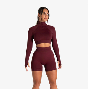 Camiseta Lisa de Nuevo Estilo, Personalizada con Logotipo de Diamantes de Imitación, Cuello Redondo, Tela Suave, Color Sólido, Corte Ajustado, Tops Cortos Casuales para Mujer - Product Image 5