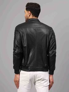 Veste en cuir véritable de qualité supérieure pour hommes, veste de motard classique, vêtements d'extérieur décontractés à la mode, style vintage en cuir véritable durable - Product Image 4