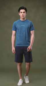 Camiseta Elite Teal Momentum Performance – Tejido premium que absorbe la humedad, gráfico motivacional subtil con la frase «CONTINUAR» en inglés, edición limitada - Product Image 1