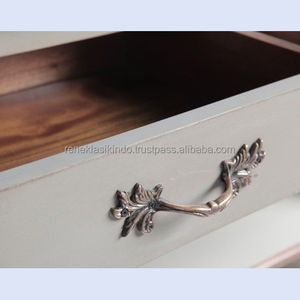 Vitrine et assiettes en porcelaine, modèle n° Finition acajou lisse 2006, design minimaliste, adapté aux intérieurs - Product Image 6