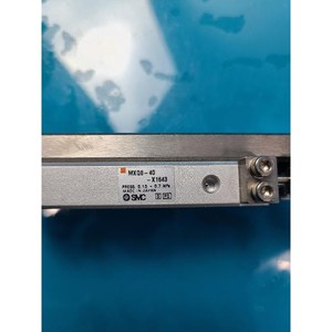 SMC MXQ8-40-X1643 - Pièces d'équipement semi-conducteur d'occasion - État actuel - Product Image 2