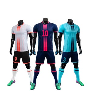 Ensemble de maillots de football personnalisés pour hommes, blanc et orange rayé, manches courtes, polyester respirant, coupe athlétique, toutes saisons - Product Image 5
