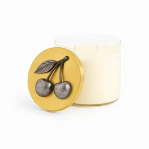 Pot à bougie en verre transparent avec support multi-mèches, dessus argenté et figurine double papillon doré, de luxe, pour événements et table - Product Image 6