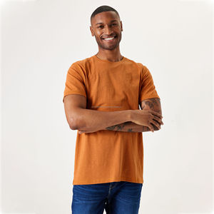 Camiseta Deportiva de Compresión para Hombre de Alta Calidad, 100% Algodón, en 10 Colores, Opciones de Ropa Deportiva Masculina, Camisetas Deportivas para Hombre - Product Image 1