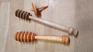 Cuillère à miel en bois durable, outil artisanal pour mélanger le miel, pour pot de miel bio et décoration de table. - Product Image 1