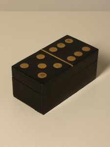 Jeu de dominos double six en résine fait main, écologique et moderne, avec boîte décorative pour divertissement et cadeaux FASHION CRAFT INDIA - Product Image 3