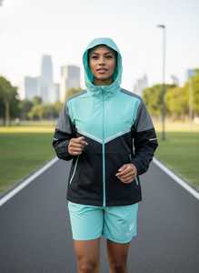 Chaqueta y Pantalones Cortos Impermeables, Reflectantes y Ligeros de Nailon 100% Ecológico con Logotipo Personalizado, Conjunto de 2 Piezas - Product Image 5