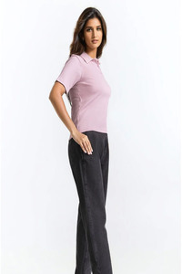 Camiseta de Cuello Redondo para Mujer, Diseño Moderno, Estructura Ligera y Ajuste Cómodo - Product Image 2