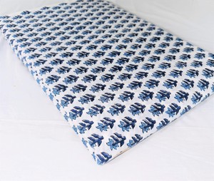 Tissu en coton lavable et écologique imprimé à la main, motif traditionnel indien de Jaipur, vendu au mètre, tissu personnalisé - Product Image 1