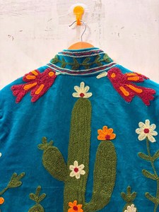 Veste en velours vert sarcelle pour femme, col montant, fermeture éclair, broderie florale cactus, style Prairie Chic, veste brodée florale à fermeture éclair - Product Image 4