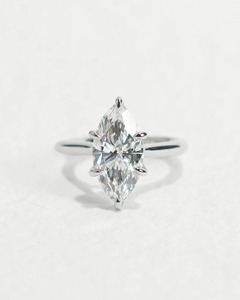 Anillo de compromiso minimalista de oro blanco de 14k con diamante marquesa de 1.90CT cultivado en laboratorio, solitario de 6 garras con vástago europeo, claridad VVS2, IGI - Product Image 3