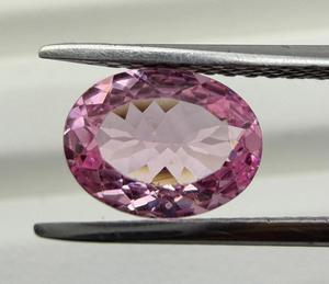 Pierre précieuse naturelle Spinelle, pierre brute, bijou, coupe ovale, facettée, rose, 1,78 carats, cadeau pour collectionneur - Product Image 1