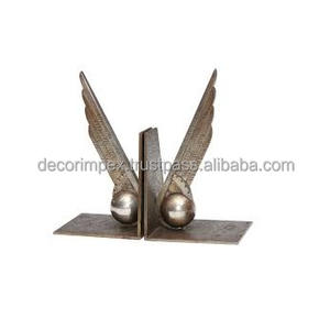 Novaurb Vintage Matte Gold Butterfly Serre-livres Fabriqué à partir de poids lourd probablement un bronze ou un zinc allo fini en laiton - Product Image 6