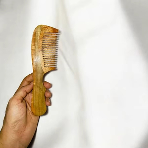 Best Quality New Organic Pure Neem Wood <b>Detangling</b> Hair Comb for High-Quality Wholesale <b>Brushes</b> - Product Image 4