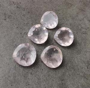Pierre précieuse naturelle en quartz rose, forme cœur, facettée, calibrée, pour bijoux, pierre de guérison, cristal - Product Image 6