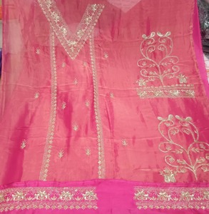 Salwar Kameez indien moderne de créateur, non cousu, brodé à la main, tendance, pour femme, idéal pour les fêtes, protection solaire, taille unique, élégant - Product Image 3