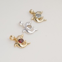 Pendentif Dauphin en Topaze Bleue Naturelle, Plaqué Argent sur Laiton, Collier en Pierre Précieuse d'Inspiration Océanique, Bijou Marin Fait Main, Cadeau pour Femme
