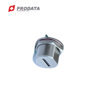 Conector Micro SD Sellado a Prueba de Agua IP68 para Montaje en Panel con Aleación de Zinc, Revestimiento de Níquel y Junta de Silicona para Sistemas de Monitoreo