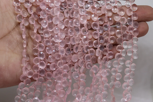 Perles de quartz rose en forme de coeur à facettes en gros 7-8mm pierre naturelle 8 pouces coeur taillé sur le côté - Product Image 2