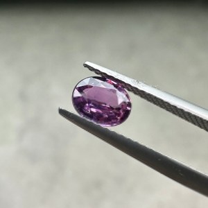 Saphir violet naturel, taille ovale, pierre précieuse non montée, facettée, certifiée IGI, 250 grammes, pour la fabrication de bijoux, bague, pendentif, vente en gros - Product Image 2