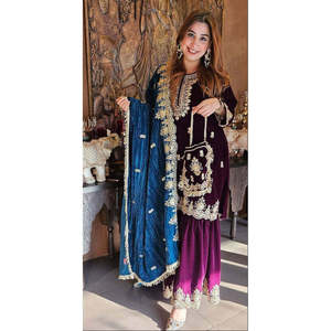 Conjunto de traje de diseñador para mujer con trabajo de hilo y secuencia - Product Image 1