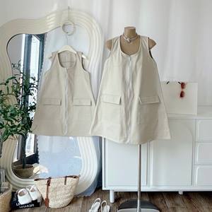 Vestido Minimalista Beige sin Mangas con Cierre y Bolsillo para Uso Diario Informal - Product Image 6